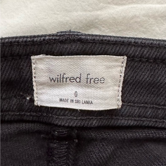 Aritzia Wilfred Modern Utility Pant - Picture 6 of 6